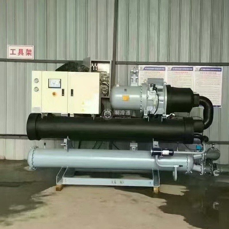 螺桿式冷水機